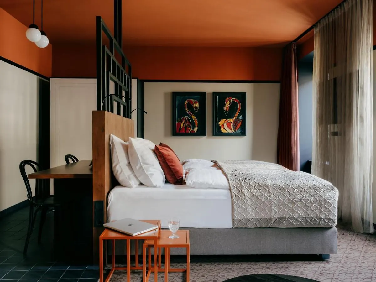 **** Aparthotel Weltwien Luxury Art Apartments & Free Parking Austria