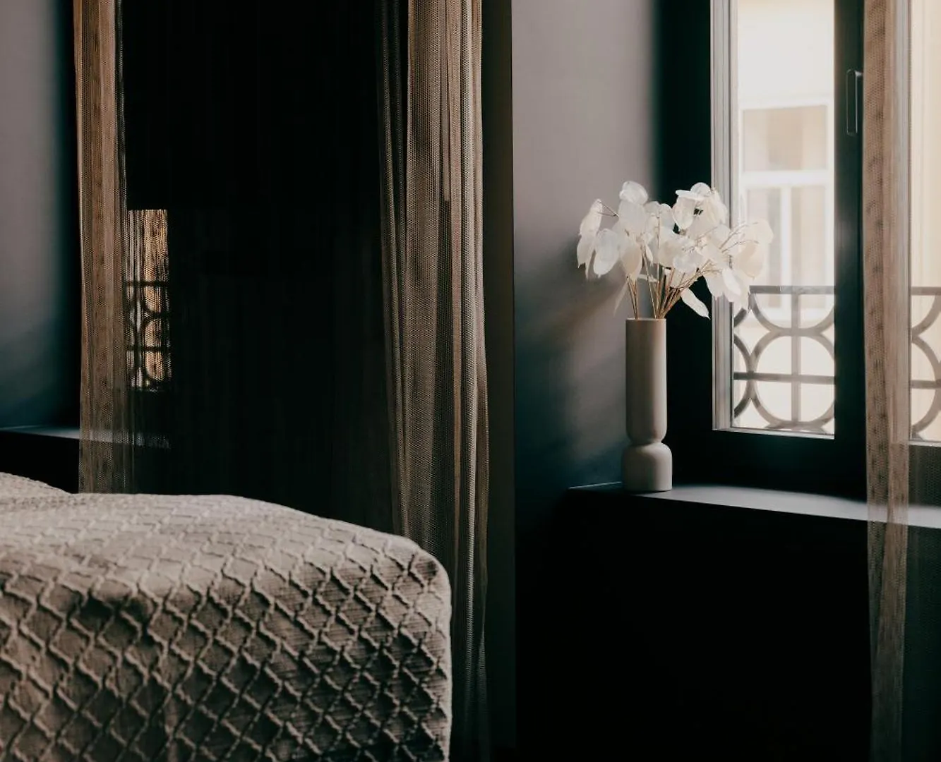 Weltwien Luxury Art Apartments & Free Parking