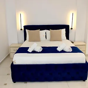 Napolon Complex Hotel Qëparo